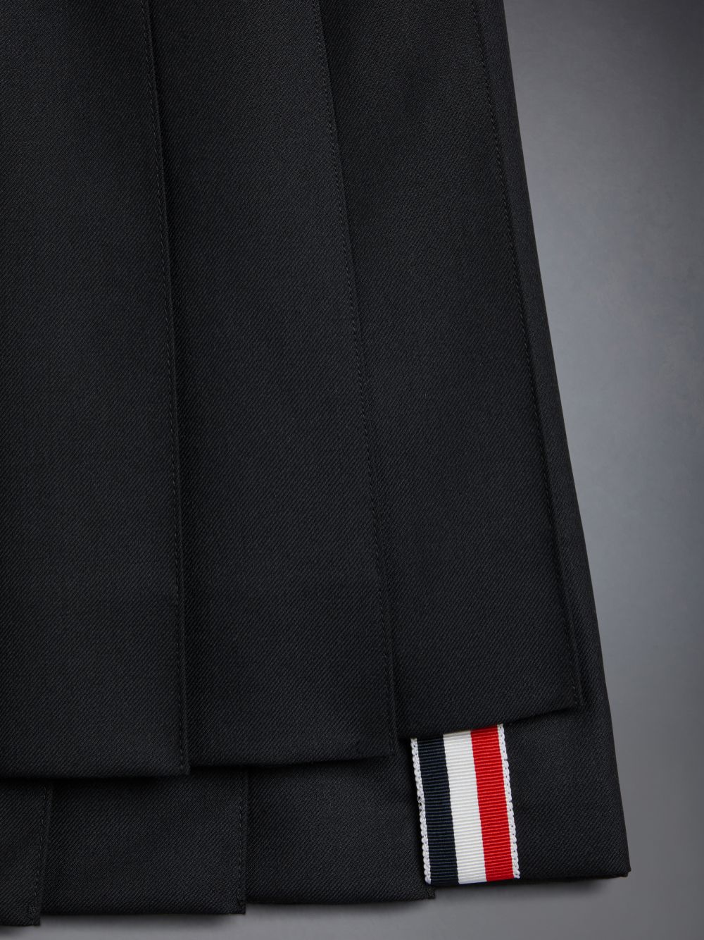 Thom Browne Twill Pleated Mini Girls's Skirts Black | QDU04L00775