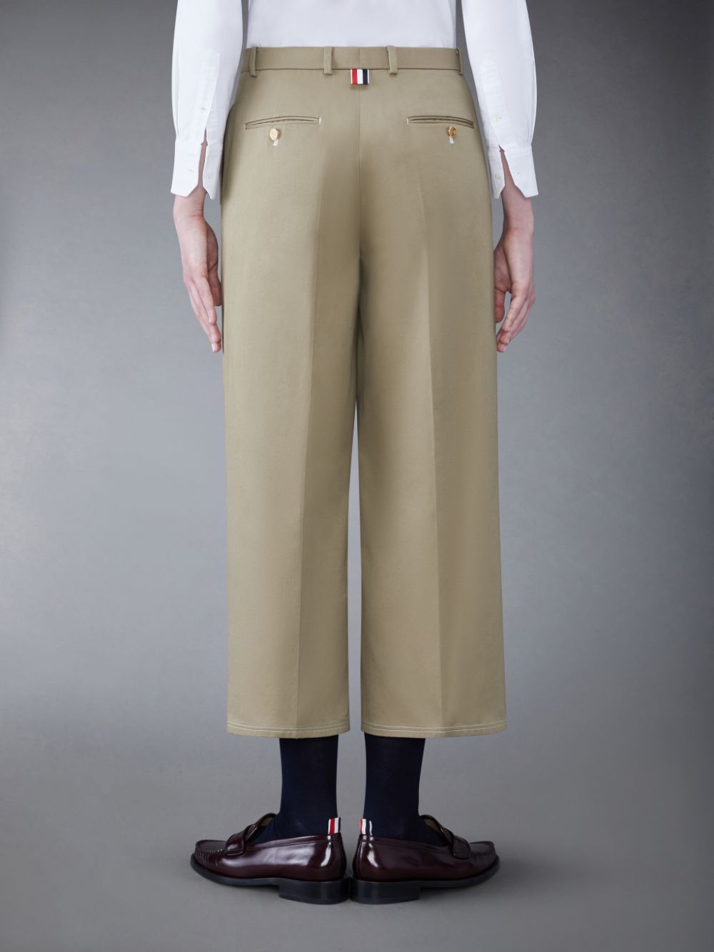 Thom Browne Twill Relaxed Pleated Women Pants Beige | NAT46B83196