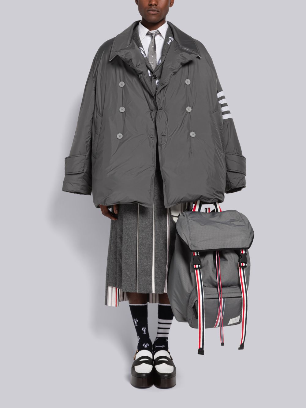 Thom Browne Ultra Light Nylon 4-Bar Down Filled Oversized Pea Men Coats Grey | SRK99L99634