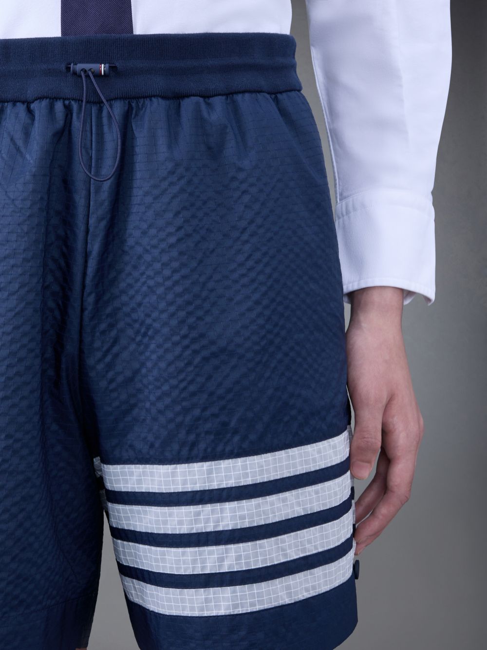 Thom Browne Ultralight Ripstop 4-Bar Mid Thigh Men Shorts Blue | REY85U59544