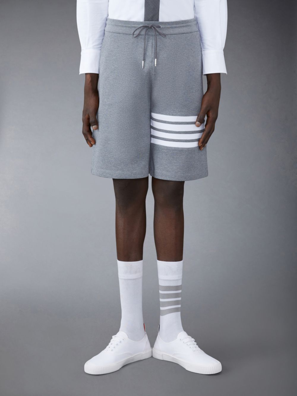 Thom Browne Waffle 4-Bar Men Sweatshorts Grey | MRX07C33843