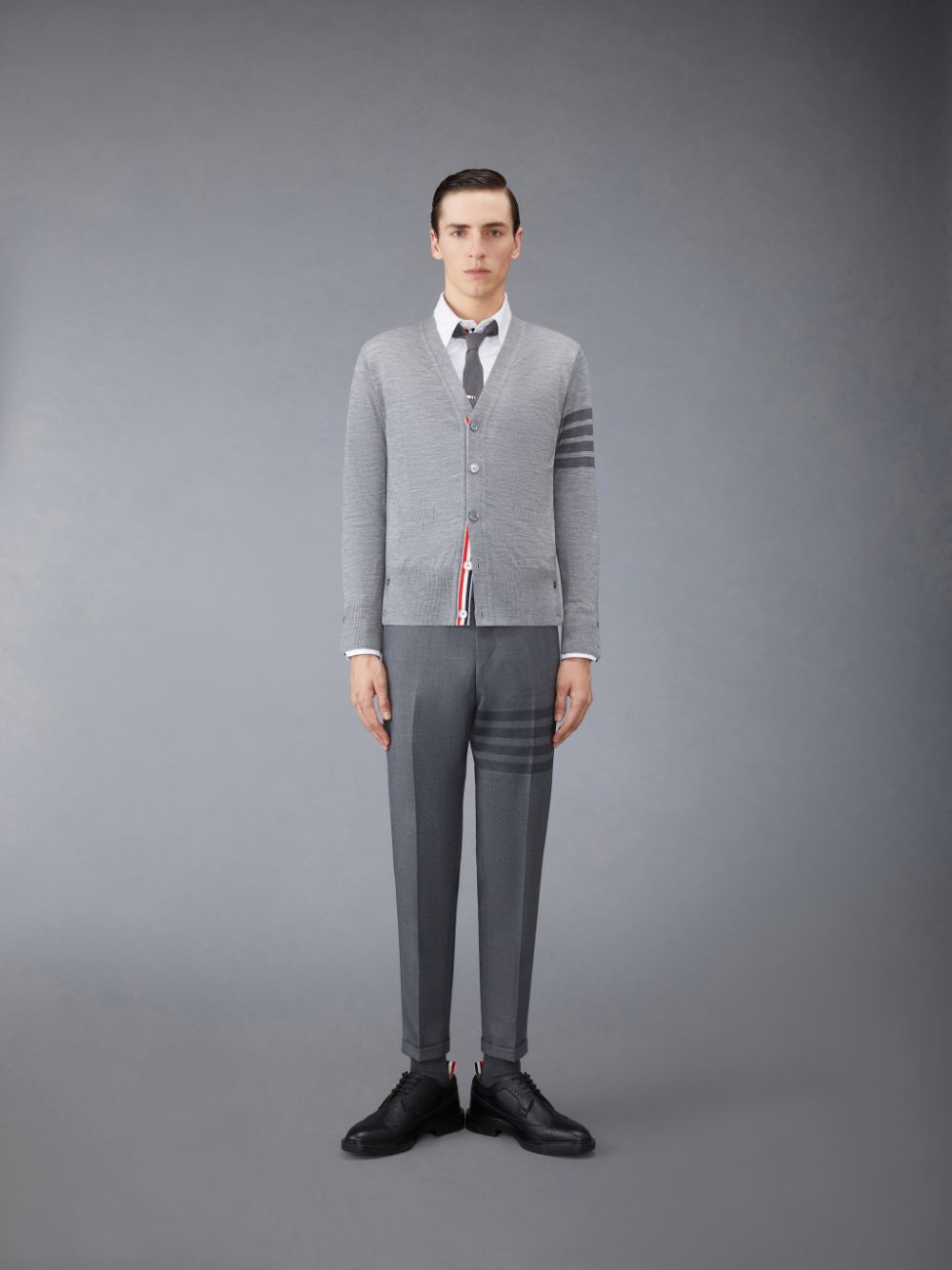 Thom Browne Wool 4-Bar V-Neck Men Cardigan Grey | UEO58P71458