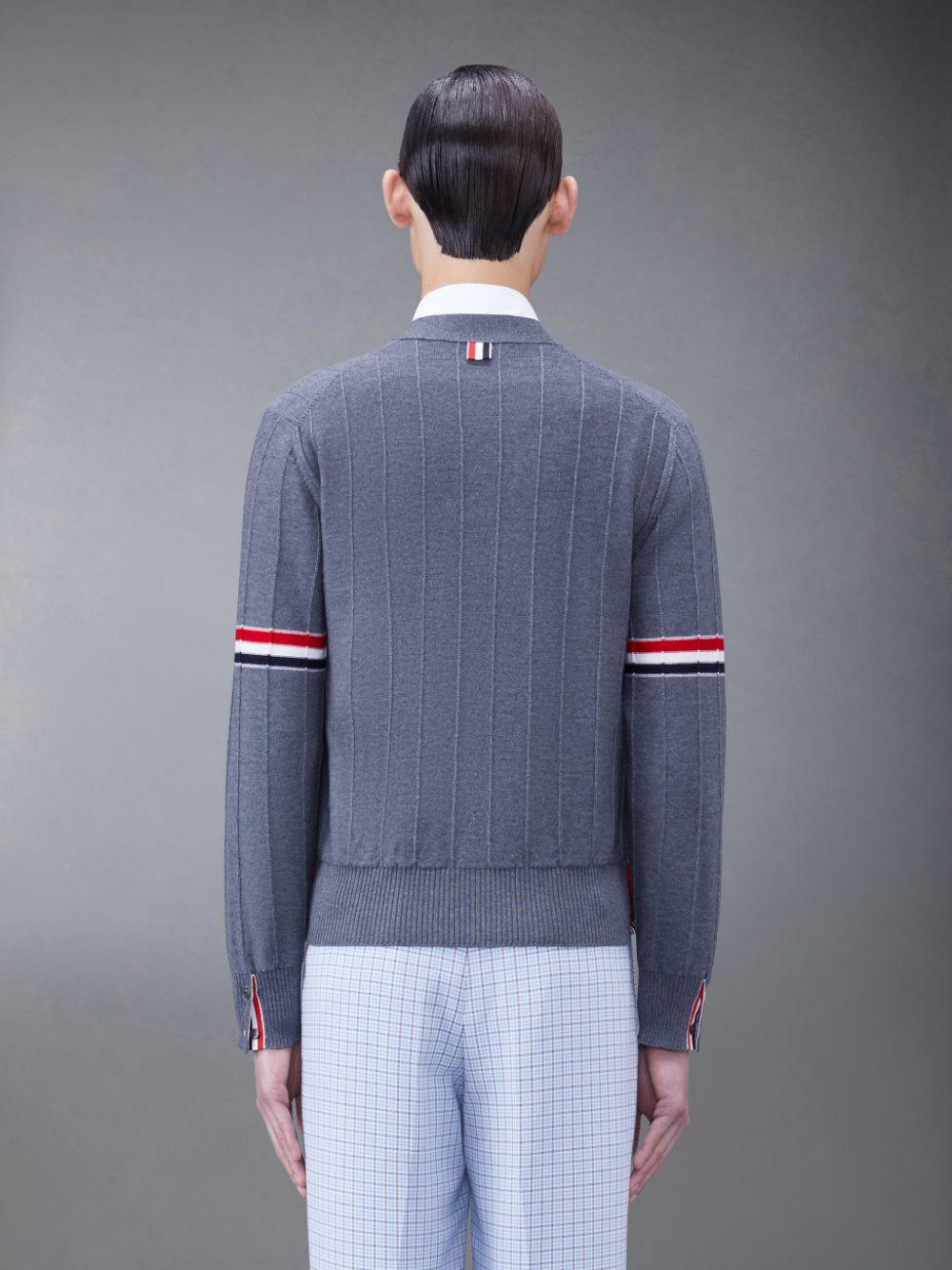 Thom Browne Wool Relaxed V-Neck Armband Men Cardigan Grey | FYL11N63188