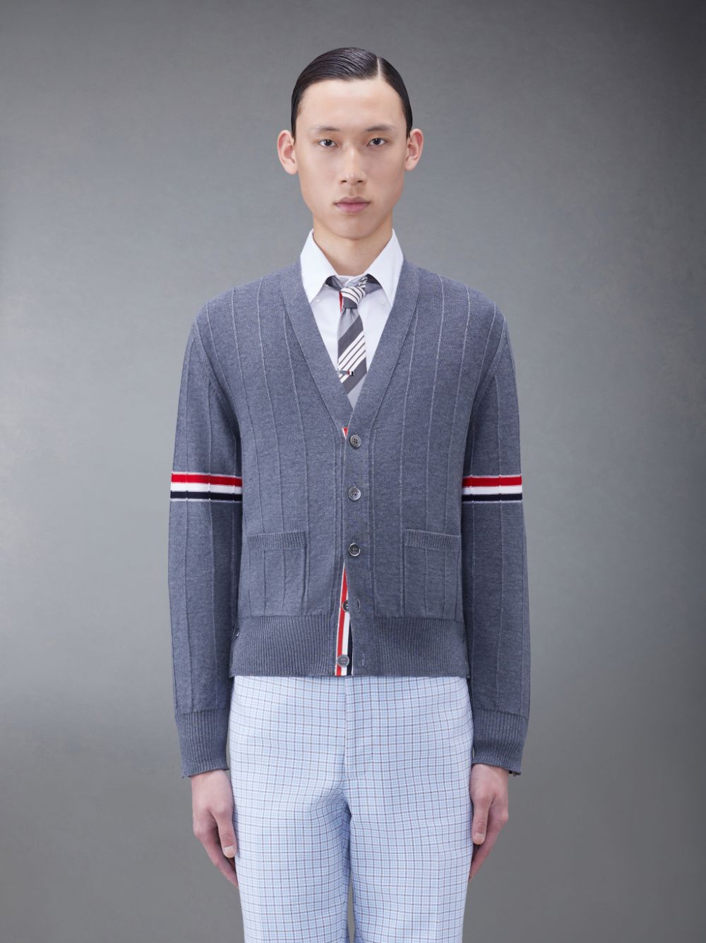 Thom Browne Wool Relaxed V-Neck Armband Men Cardigan Grey | FYL11N63188