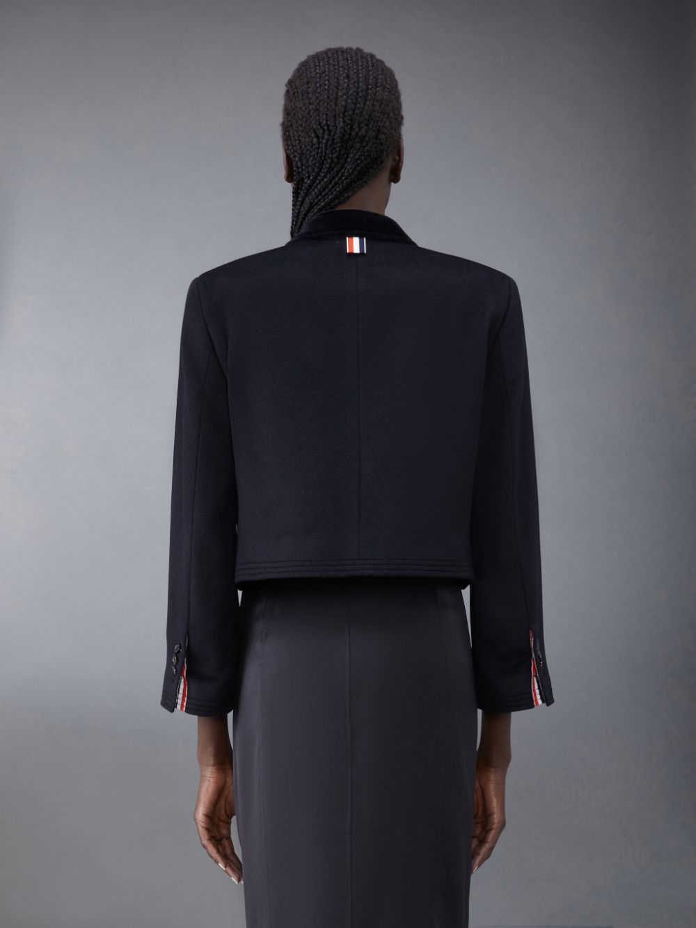 Thom Browne Zibeline Weight Cashmere Velvet Collar Cropped Chesterfield Women Coats Black | WDE51D00511